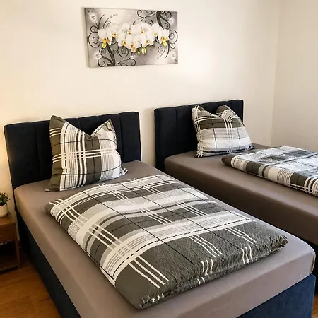 Premium Hueckelhoven-baal Mit Balkon - 112 Qm - Bis 7 Personen Hückelhoven